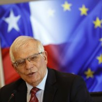 EU representative Josep Borrell assures that Chile is "very attractive" for the transition to renewable energies