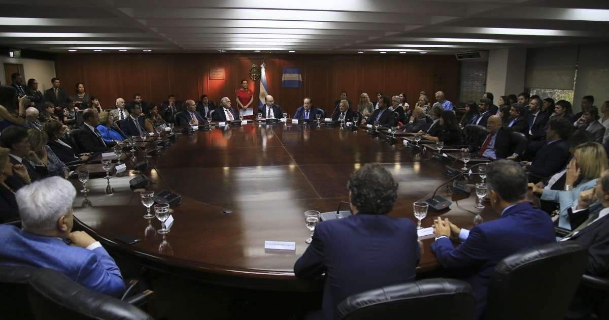 Massa and Cristina Kirchner signed appointment of new members to the Council