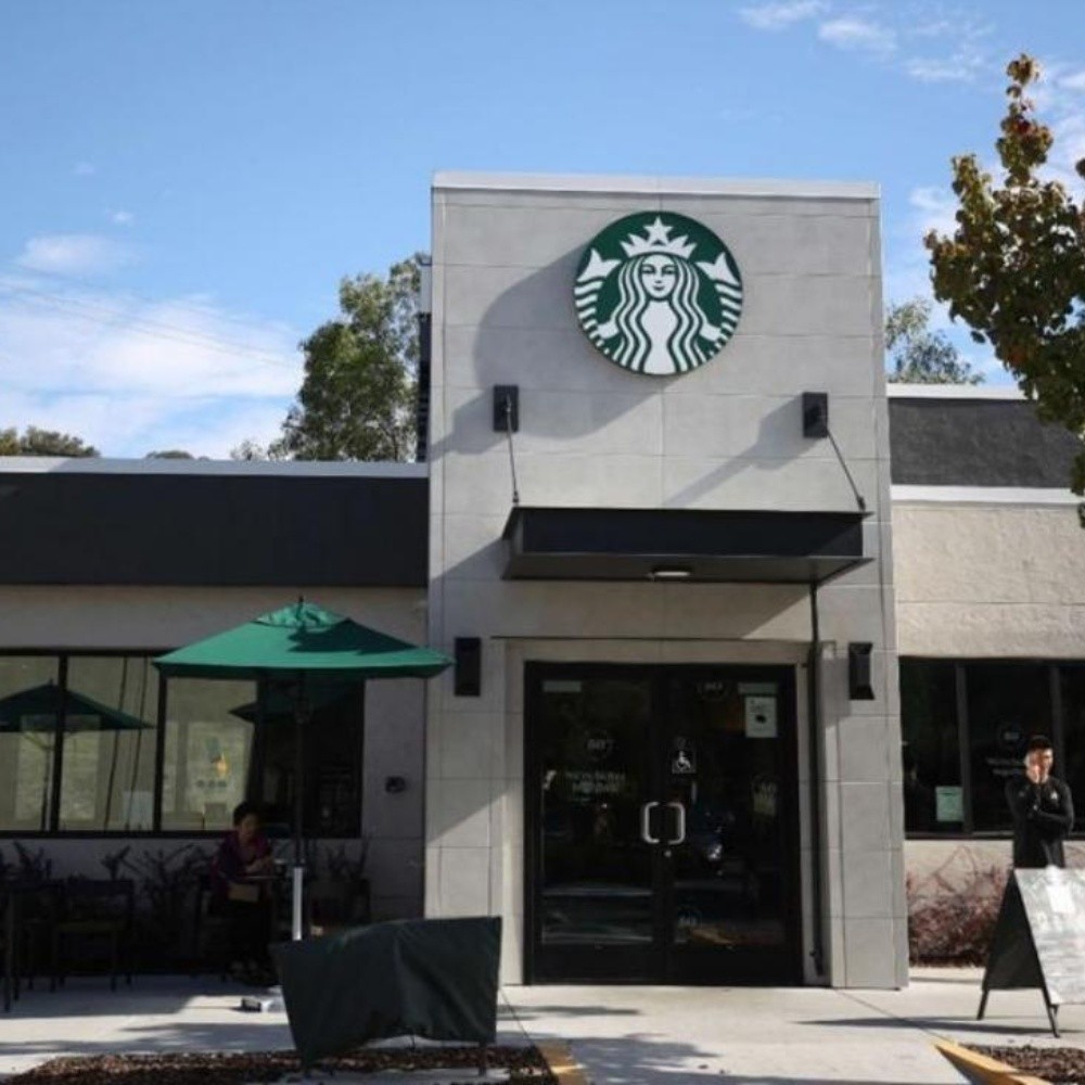 Starbucks detiene la recompra de acciones