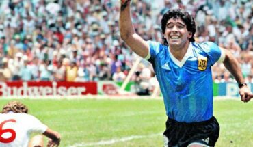 They auction the shirt with which Maradona made “The hand of God” and “The goal of the century”