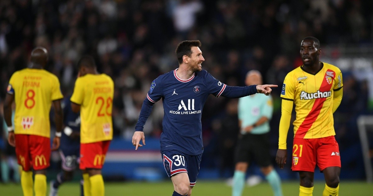 With a goal from Lionel Messi, PSG drew 1-1 against Lens and became champions of Ligue 1
