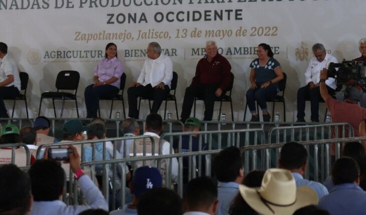 AMLO visits Jalisco for self-consumption production campaign