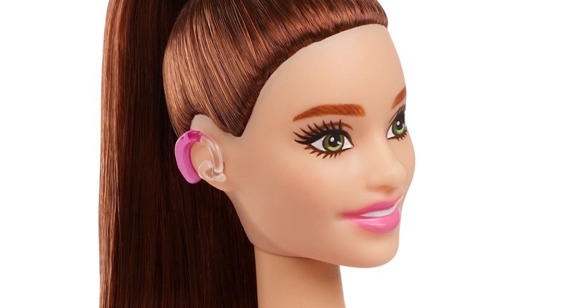 Barbie presenta su primera muñeca con audífonos: "Comprender y celebrar la importancia de la diversidad"