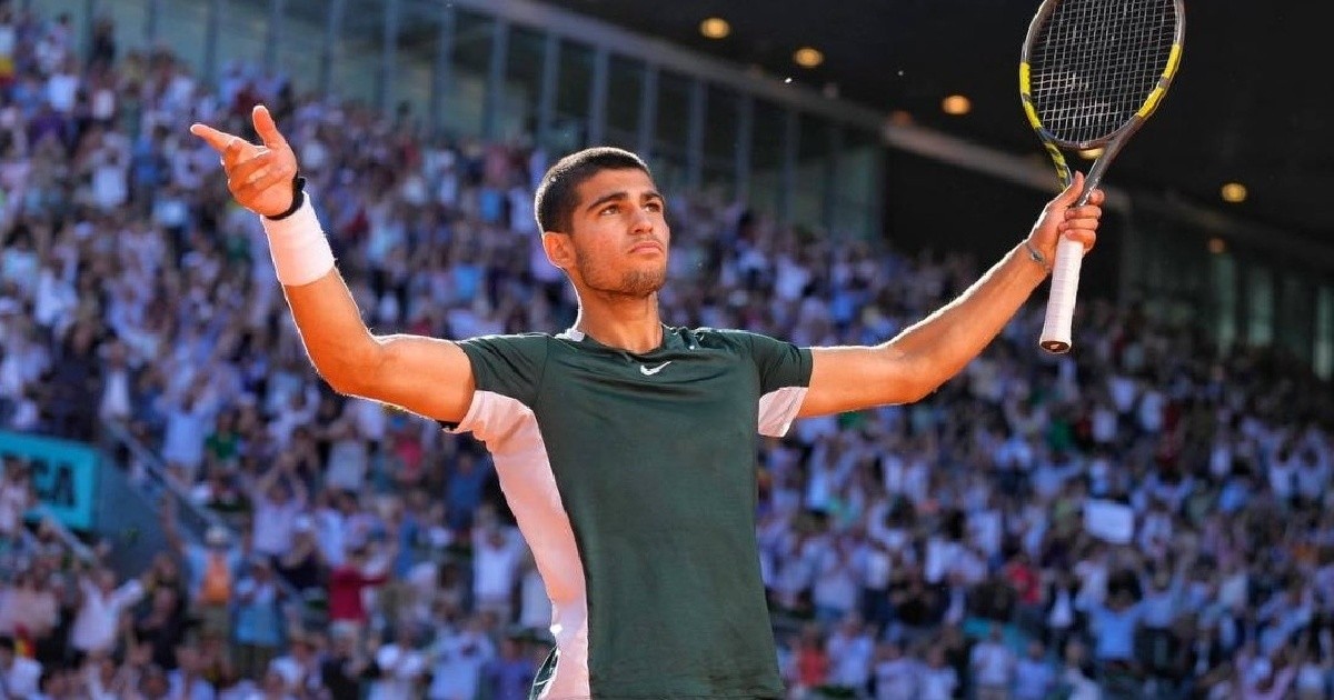 Carlos Alcaraz venció a Novak Djokovic y avanzó a la final del Masters 1000 de Madrid