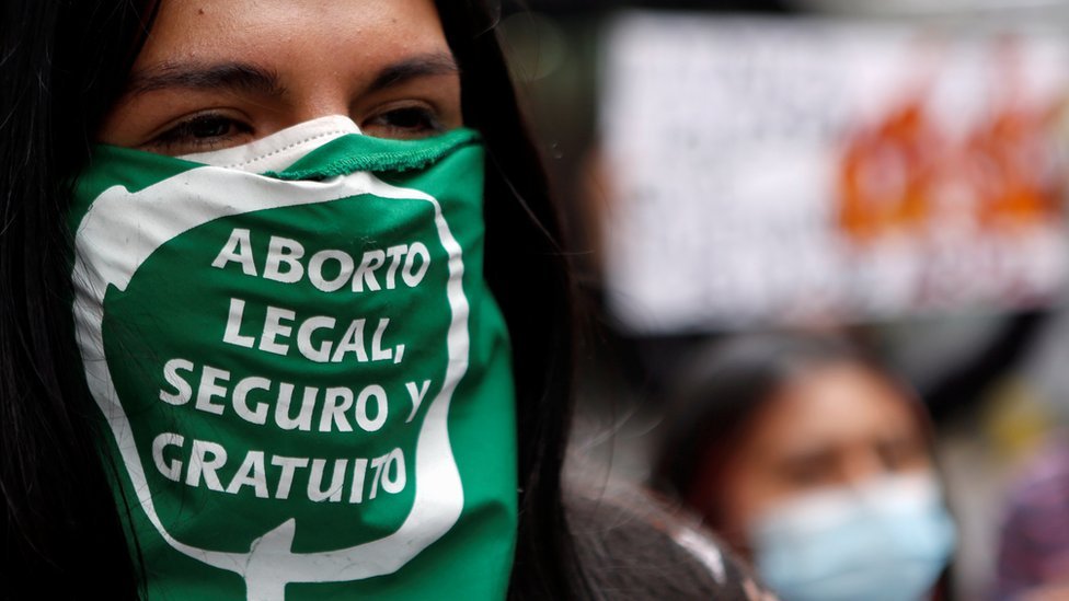 Corte avala NOM que obliga a estados a dar abortos en casos de violación