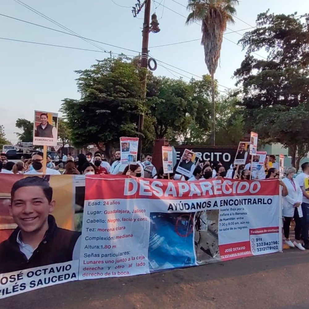 Padres de desaparecidos claman ayuda a AMLO en su visita a Sinaloa