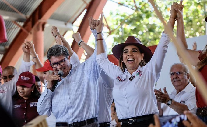 Ricardo Monreal se placea en campaña de Mara Lezama