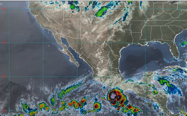 Tormenta Agatha se intensifica y sube a huracán categoría 1