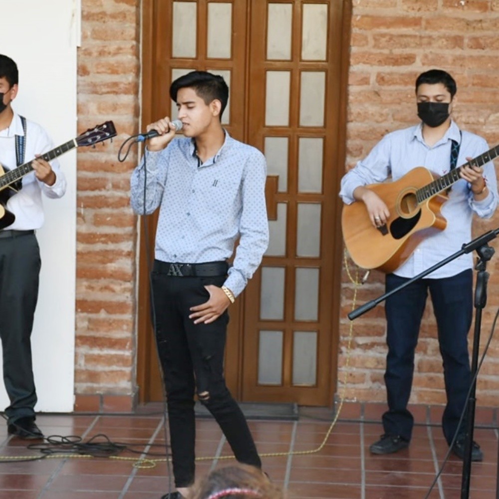 Usaer students celebrate Student Day in Los Mochis