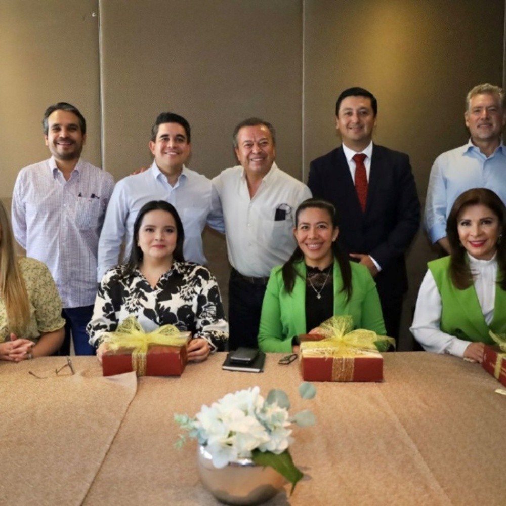 César Camacho se reúne con grupo parlamentario del PRI en Sinaloa