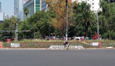 Gobierno vuelve a quitar fotos de desaparecidos de glorieta de Reforma