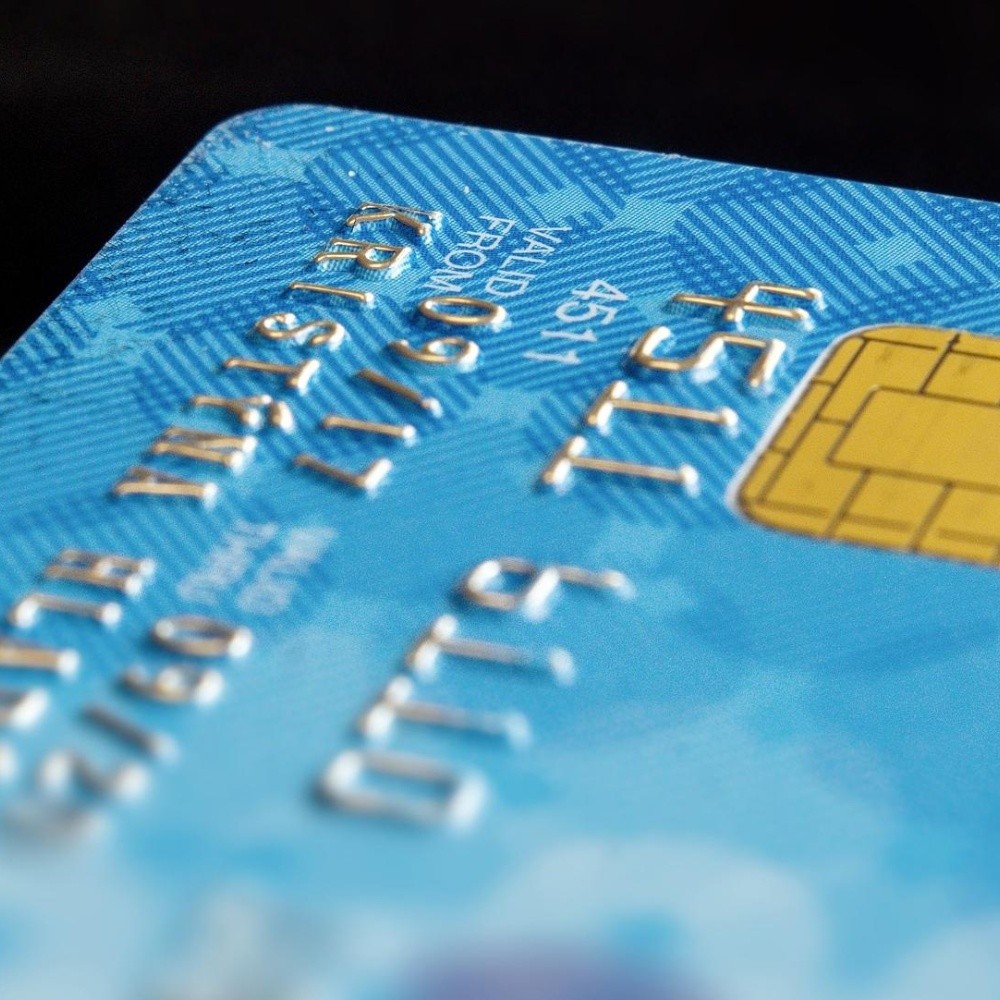 How to handle credit cards in your favor?