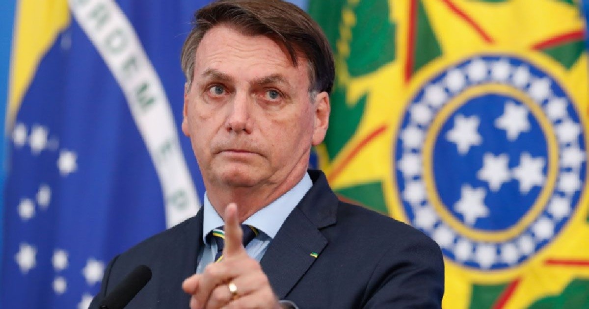 Jair Bolsonaro lanzó su candidatura y defendió la libre portación de armas