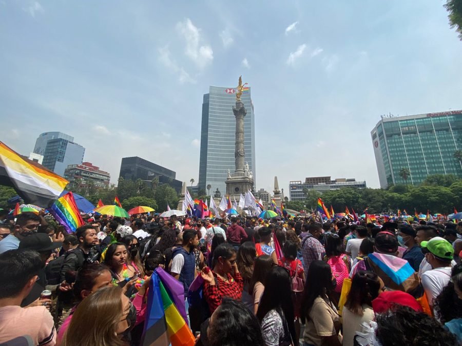 La 44 Marcha del Orgullo recorre la CDMX