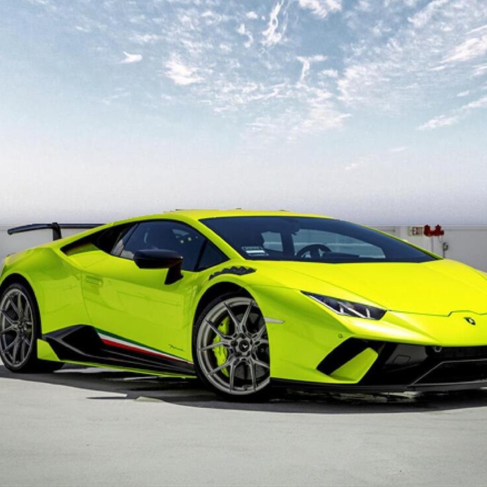 Lamborghini 2022 esto tienes que pagar en pesos mexicanos por uno