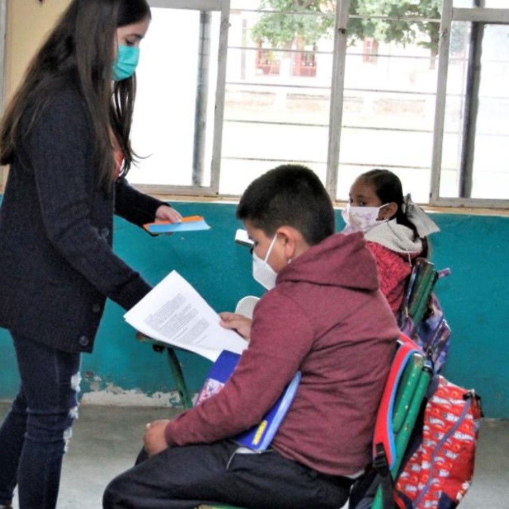 Training against Hepatitis, educational personnel from Sinaloa