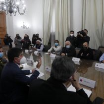 Truckers' unions and government set up working tables after meeting in La Moneda: CNTC says they expect a State of Exception "without fine print"