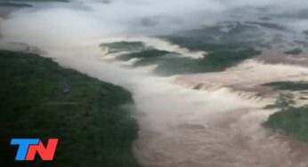 Video: DESBORDE EN CATARATAS | La impactante crecida en el Río Iguazú, desde el aire