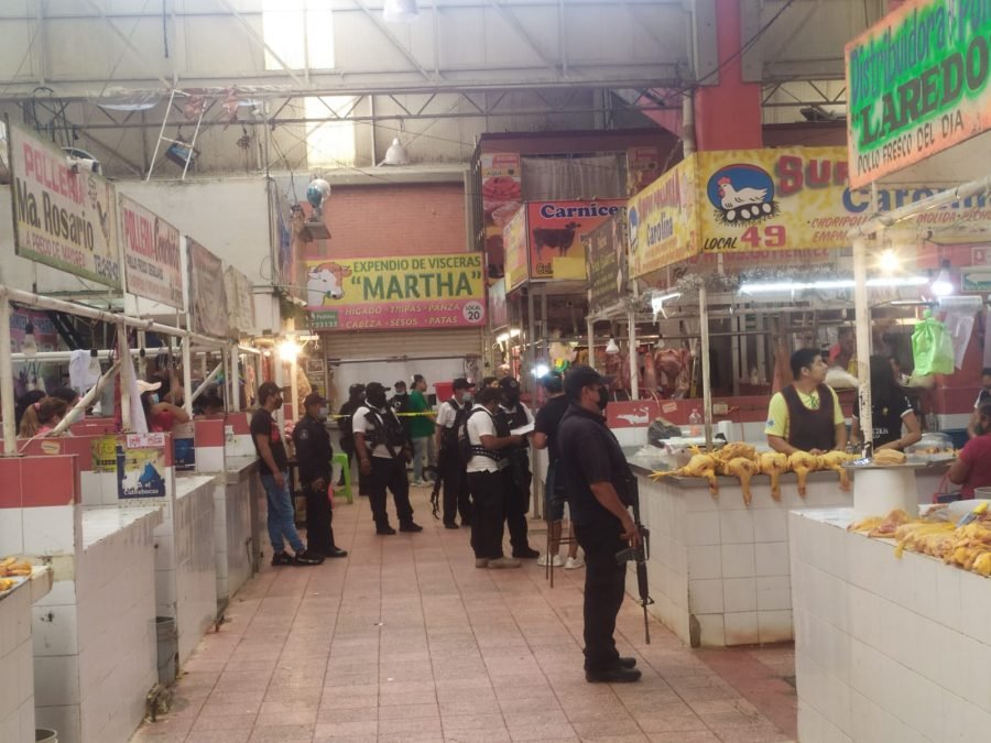 vendedor asesinado en mercado frente a varias personas