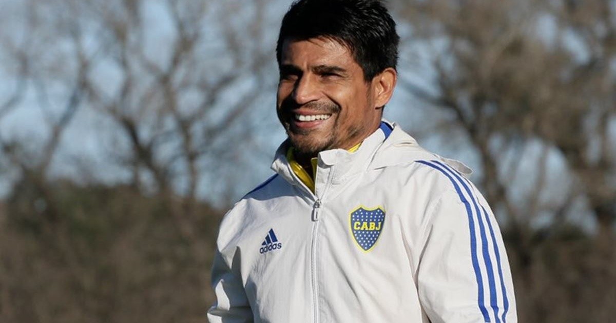 Ameal ratificó a Ibarra como técnico de Boca hasta fin de año