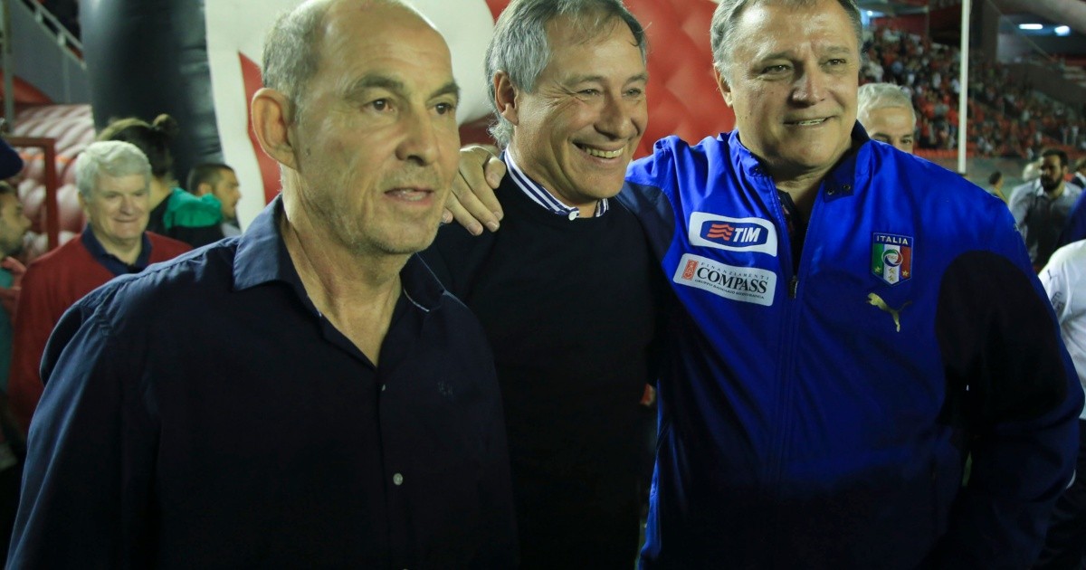 Bochini criticized the leadership of Independiente and liquidated Ariel Holan