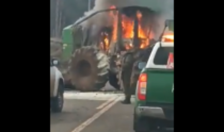 CAM se adjudica nueva ataque incendiario en La Araucanía: ocuparon la maquinaria afectada para cortar el tránsito