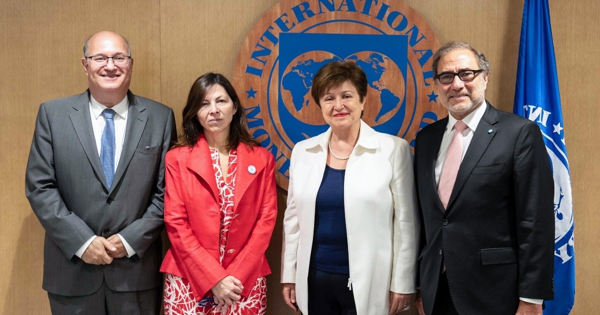 El FMI y Silvina Batakis acordaron "la importancia de la implementación decisiva del programa"