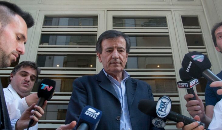Gámez, expresidente de Vélez, destrozó a Tapia: “No tiene la capacidad de Grondona”