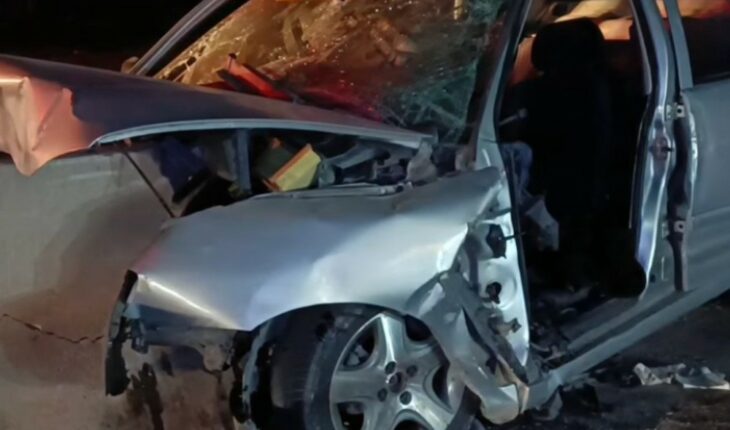 Man is pressed in his car after crashing in Jalisco