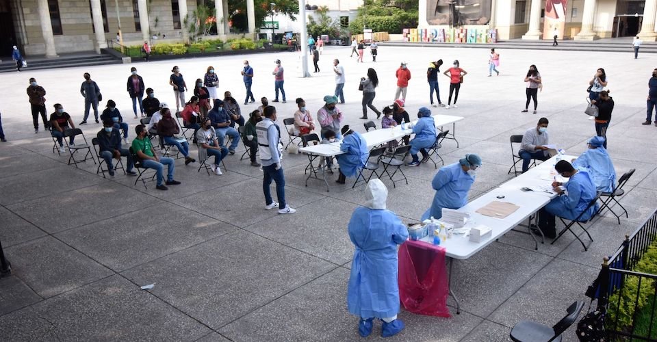 México inicia semana 30 con 4 mil casos de COVID