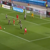 Charles Aranguiz's goal applauded, despite Bayer Leverkusen's fall