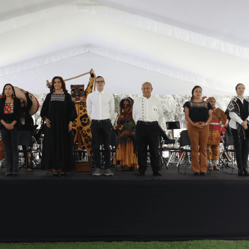 Puebla was present at 'Los Pinos' with cultural activities