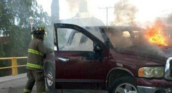 Queman de nuevo automóviles en Guanajuato tras operativo