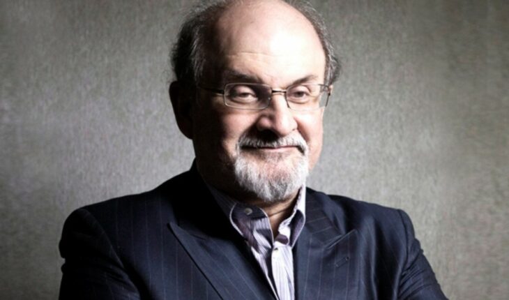 Salman Rushdie continúa en estado grave tras sufrir un ataque