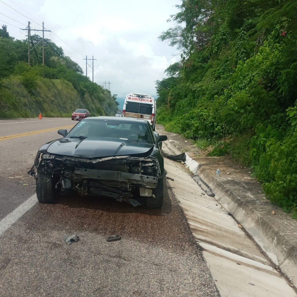 Tres personas heridas tras accidente en autopista Mazatlán-Durango