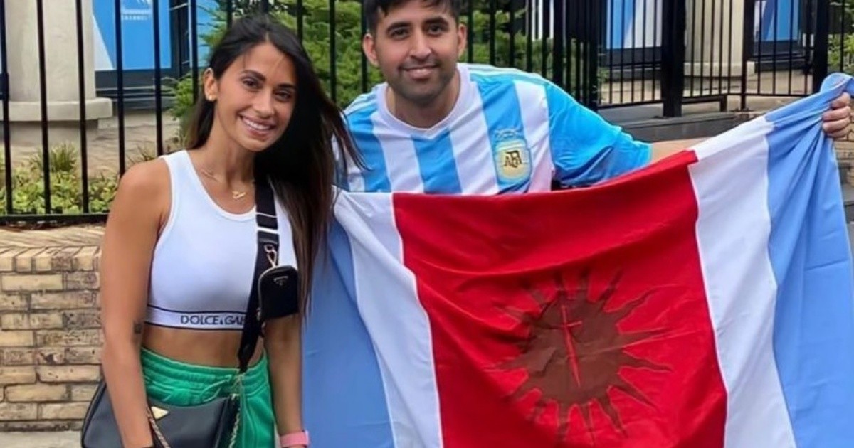 An Argentine rang the bell to Messi and Antonella attended: "He is very humble"