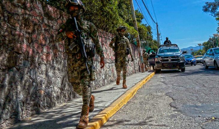 Ante violencia, la Marina asume la seguridad en Zihuatanejo