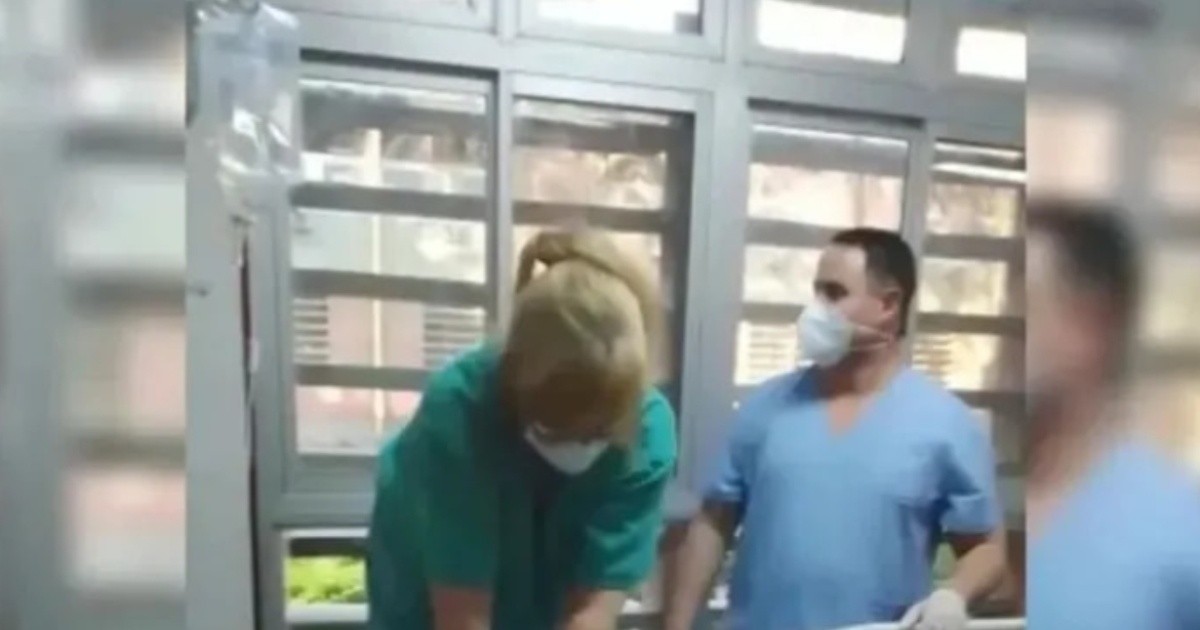 Chaco: Médicos y enfermeros se reían mientras reanimaban a un paciente que murió