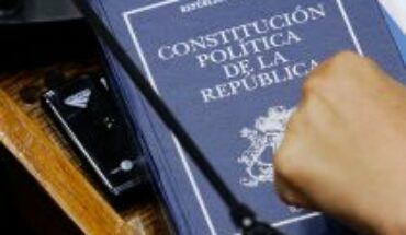 Desde un «órgano democráticamente electo» hasta un «Estado unitario»: los bordes del oficialismo para una nueva Constitución