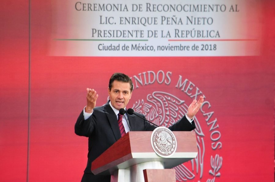España reconoce que Peña Nieto tiene permiso de residencia como inversor