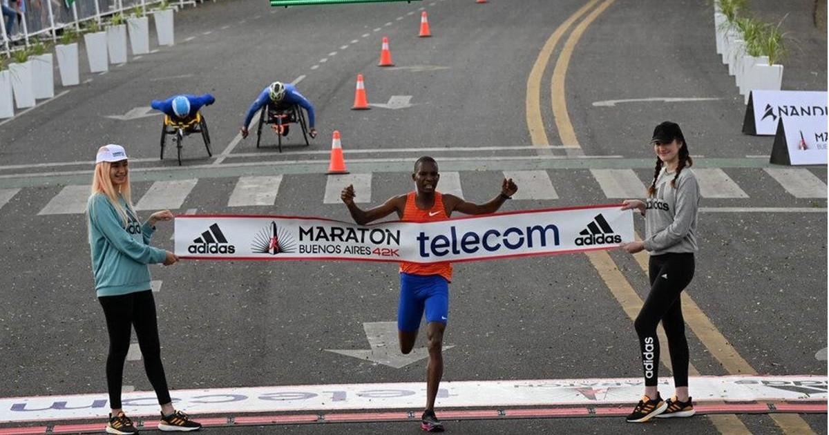 Los keniatas se adueñaron de la Maratón de Buenos Aires