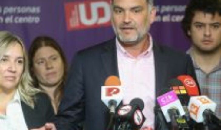 President of the UDI by constituent process: affirms that “I am willing to be called a traitor” and indicates that an initial plebiscite “would be to put more uncertainty”