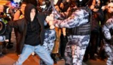 Se intensifican protestas en más de 30 ciudades de Rusia contra movilización de reservistas anunciadas por Putin
