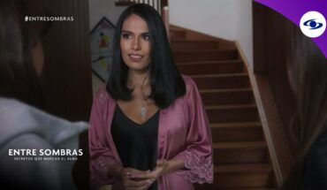 Video: Entre Sombras: Julia y Magdalena interrogan a la esposa de Alirio Botero
