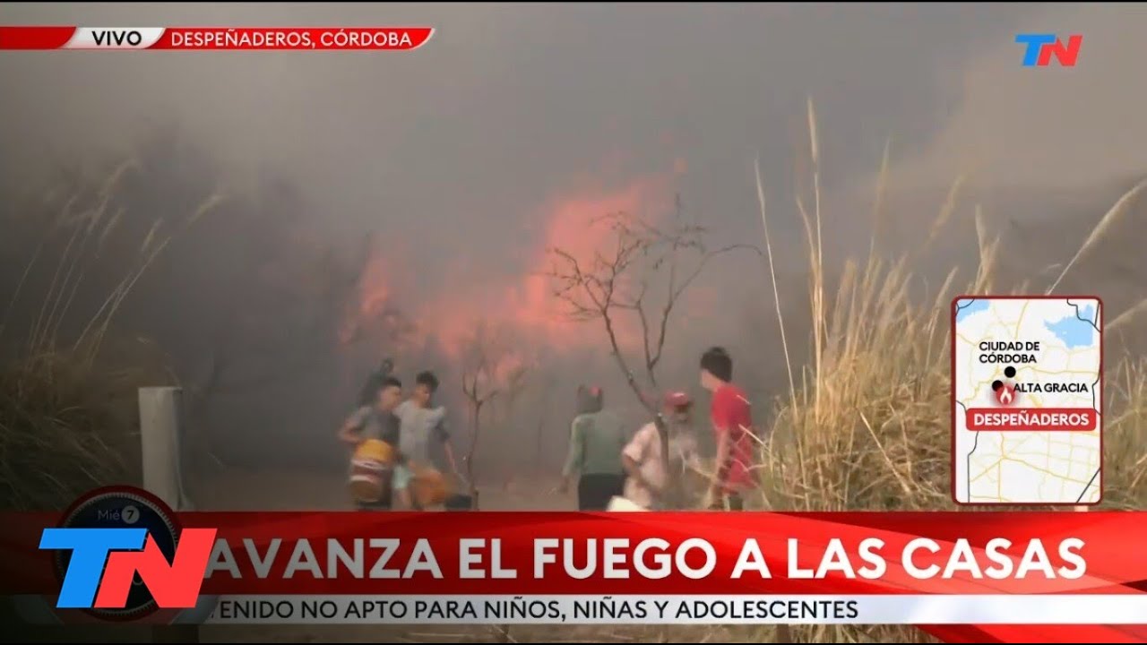 INCENDIOS EN CÓRDOBA: La desesperación de los vecinos que intentan salvar sus casas de las llamas