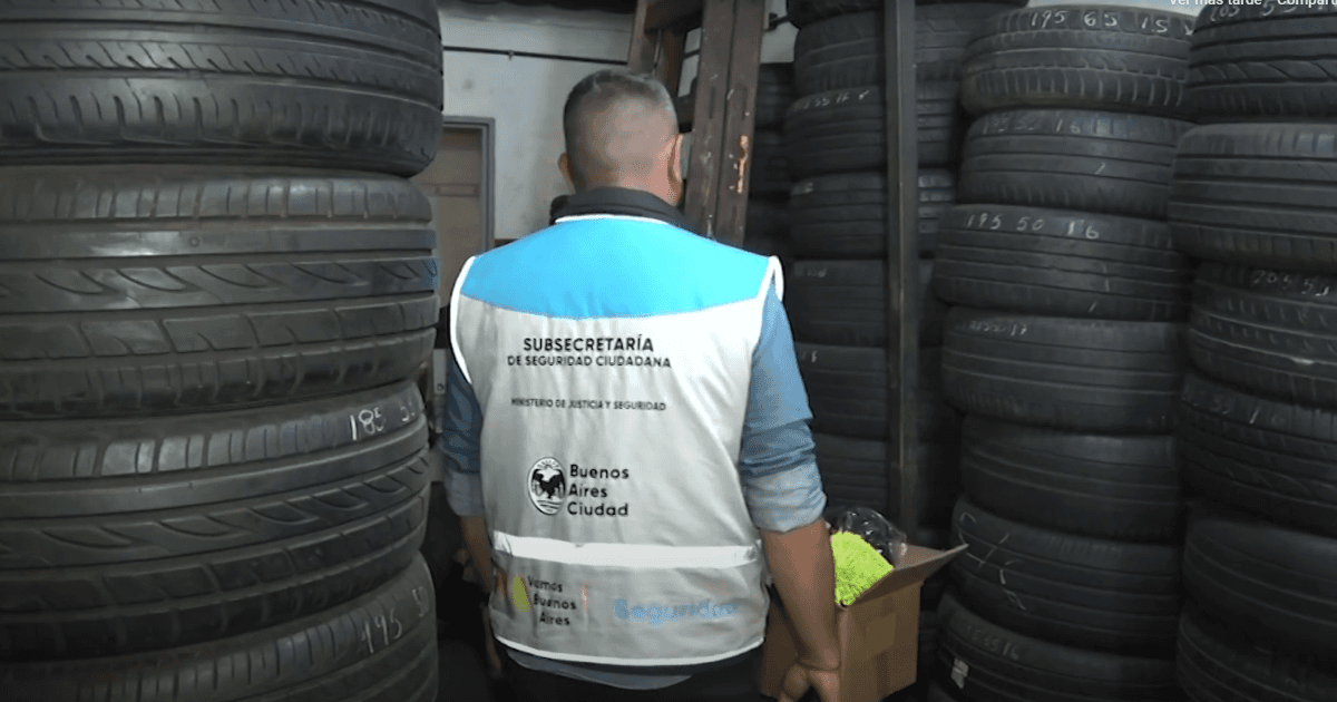 Caballito: they seized more than 750 illegal covers