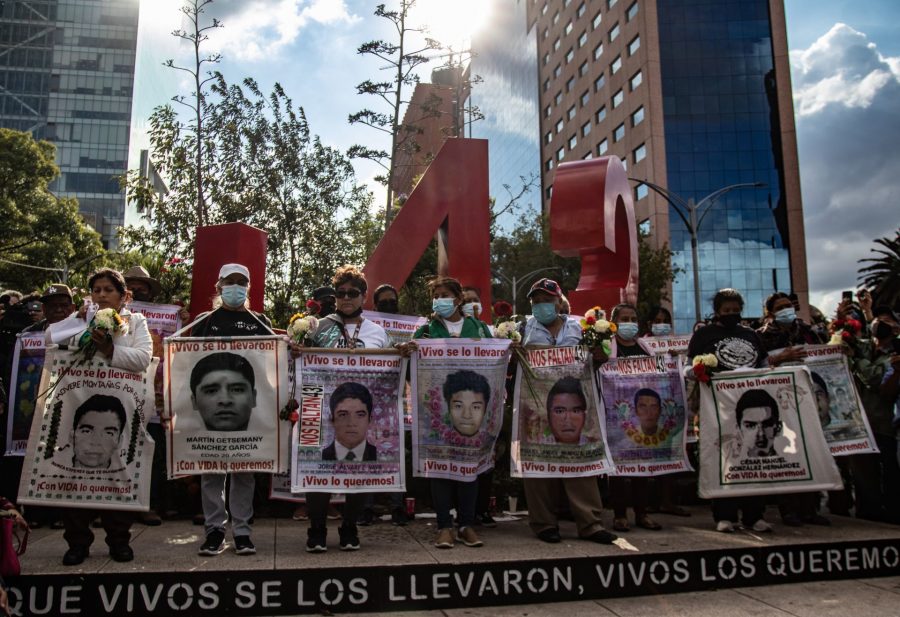 Ejército no obstaculiza investigación sobre Ayotzinapa, dice fiscal especial