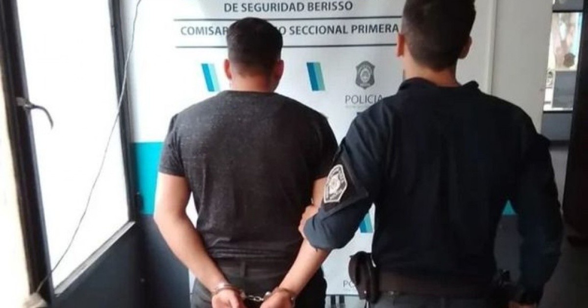 La Plata: A martial arts fighter was arrested and attacked police officers