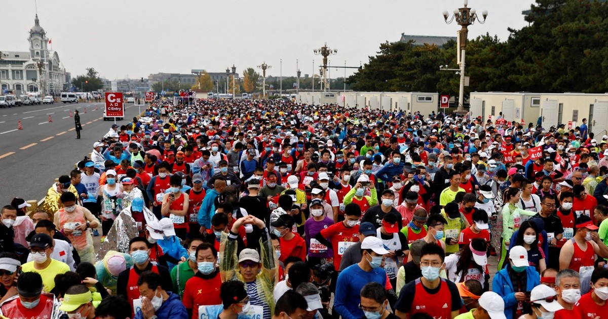Beijing: volvió la maratón tras las suspensiones por Covid-19