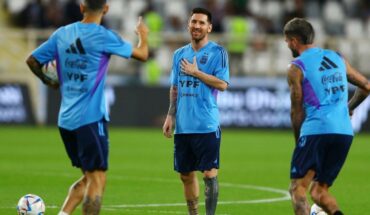 Con Messi a la cabeza, la Selección Argentina se entrenó en Abu Dhabi